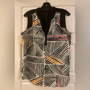 Ivanka Trump sleeveless top large